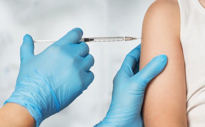 Vaksin mungkin tahun setiap pfizer disuntik penerima Efek Samping